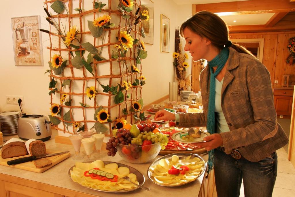 Hotel-Restaurant Lampenhaeusl Fusch an der Grossglocknerstrasse Екстериор снимка
