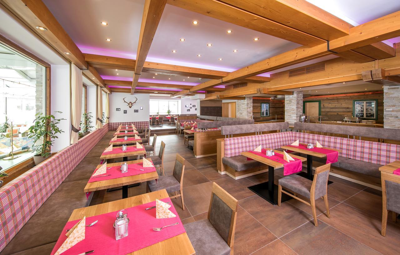 Hotel-Restaurant Lampenhaeusl Fusch an der Grossglocknerstrasse Екстериор снимка