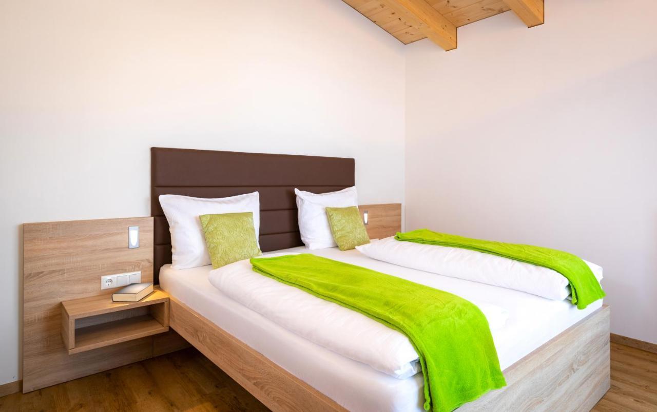Hotel-Restaurant Lampenhaeusl Fusch an der Grossglocknerstrasse Екстериор снимка