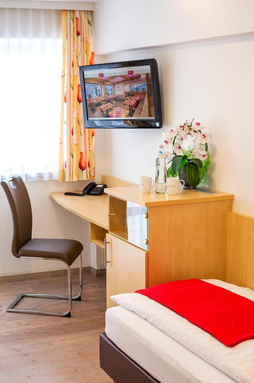 Hotel-Restaurant Lampenhaeusl Fusch an der Grossglocknerstrasse Екстериор снимка